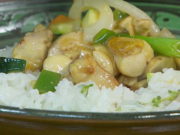 Torres en la Cocina - Cogollos a La Brasa y Pollo con Almendras