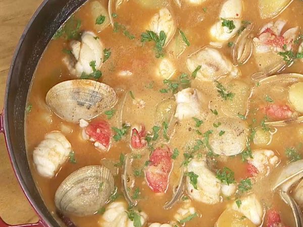 Torres en la Cocina - Flores de Calabacín Rellenas y Al I Pebre De Rape