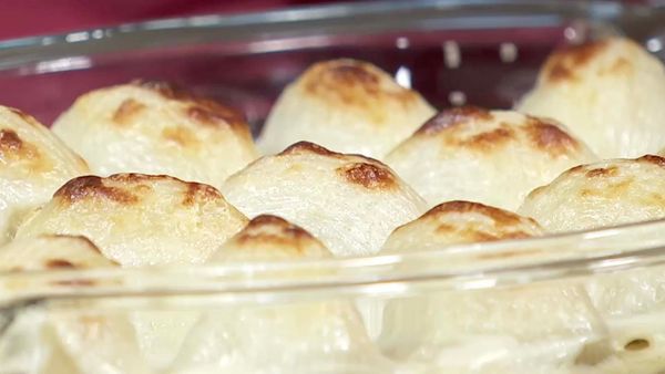 Torres en la Cocina - Espinacas a La Catalana y Macarrones del Cardenal