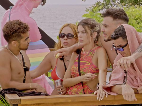 La Venganza de los Ex VIP - Aquí se arma la de cantina