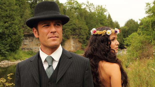 Murdoch Mysteries - Murdoch au Naturel