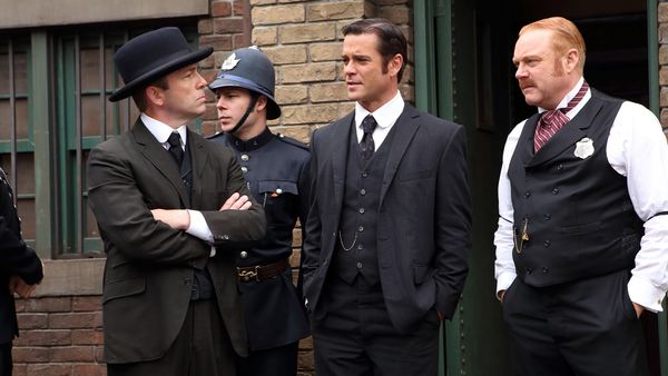 Murdoch Mysteries - The Spy Who Came Up To The Cold