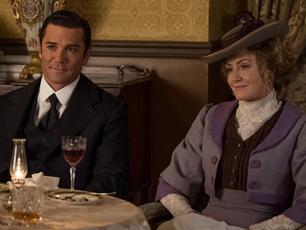 Murdoch Mysteries - Dr. Osler Regrets