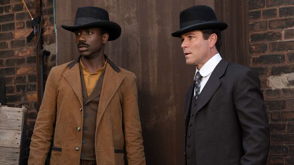 Murdoch Mysteries - Bad Pennies