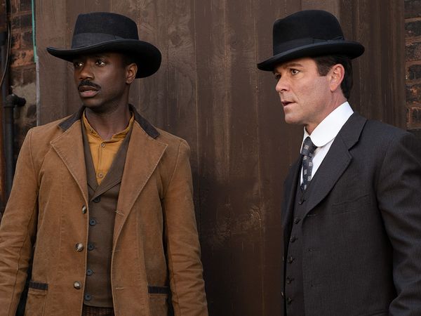 Murdoch Mysteries - Bad Pennies