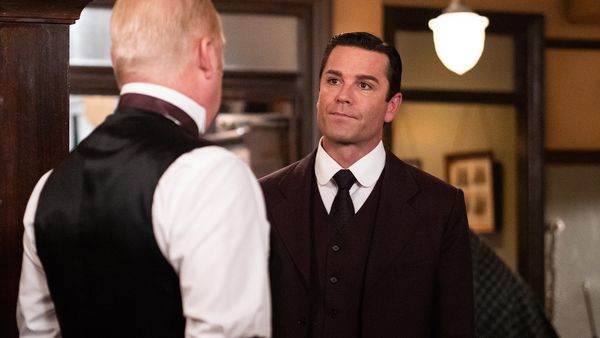 Murdoch Mysteries - The Future is Unwritten
