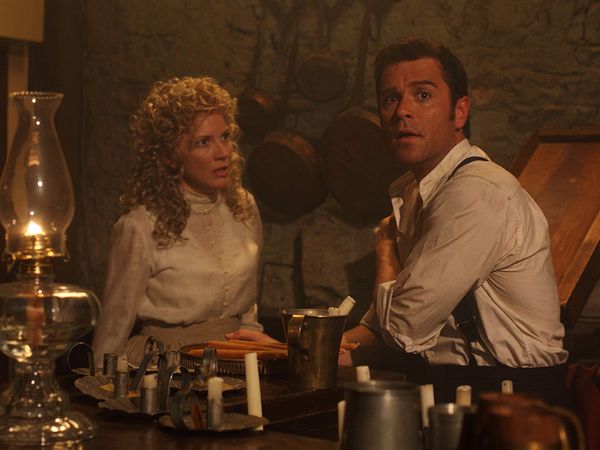 Murdoch Mysteries - The Murdoch Identity