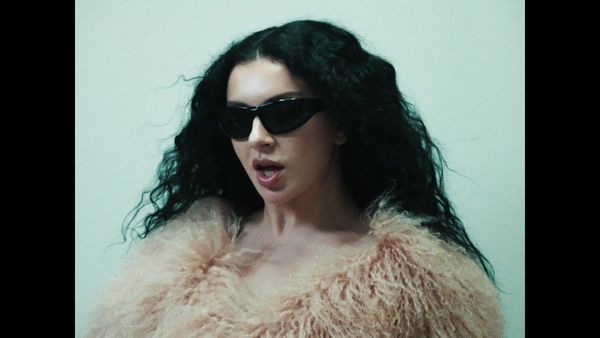 MTV Queens Of Pop - Charli XCX / Lady Gaga / Jade / Charli XCX / Rosé, Bruno Mars / DASHA