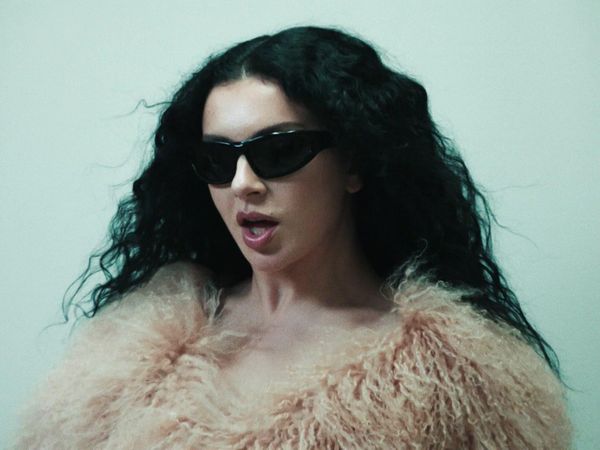 MTV Queens Of Pop - Charli XCX / Lady Gaga / Jade / Charli XCX / Rosé, Bruno Mars / DASHA