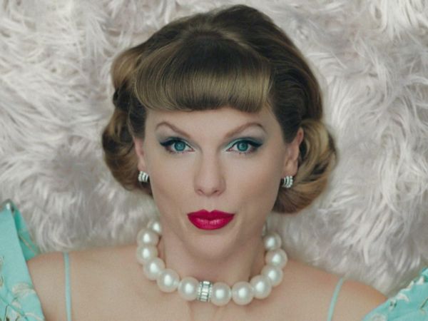 MTV Queens Of Pop - Taylor Swift Ft. Ice Spice / Chappell Roan / Gigi Perez / Karol G / Sabrina Carpenter / Beyoncé