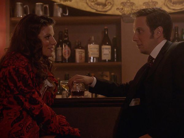 Murdoch Mysteries - From Buffalo With Love