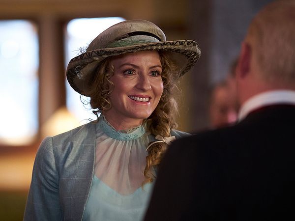 Murdoch Mysteries - Murdoch Mystery Mansion