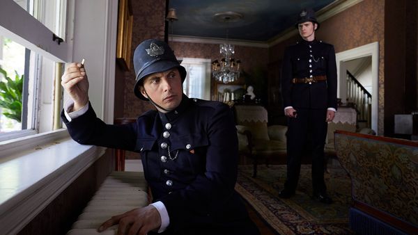 Murdoch Mysteries - Drowning in Money