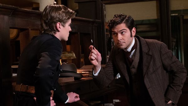 Murdoch Mysteries - Darkness Before The Dawn (Part One)