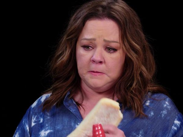 Hot Ones - Melissa McCarthy Prepares for the Worst While Eating Spicy Wings