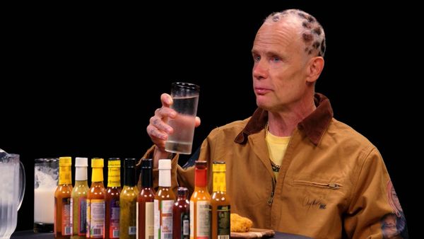 Hot Ones - Flea Is Red Hot While Eating Spicy Wings