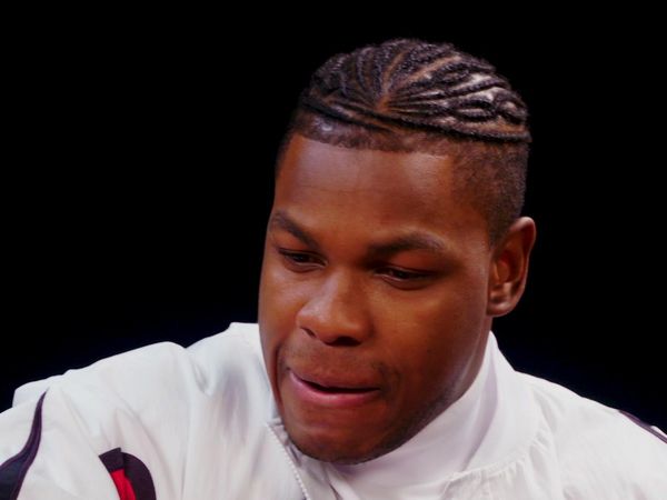 Hot Ones - John Boyega Summons the Force While Eating Spicy Wings