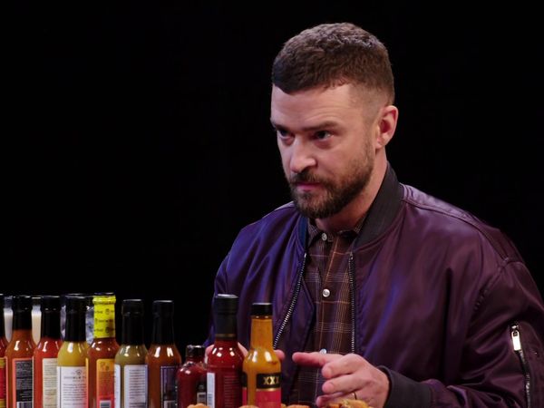 Hot Ones - Justin Timberlake Cries a River While Eating Spicy Wings