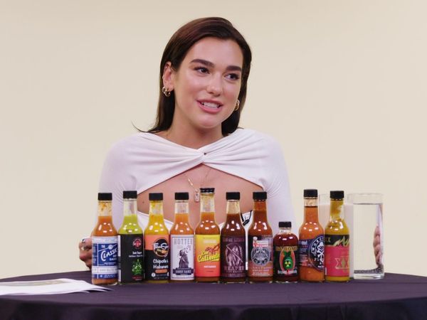 Hot Ones - Dua Lipa Sweats From Her Eyes While Eating Spicy Wings