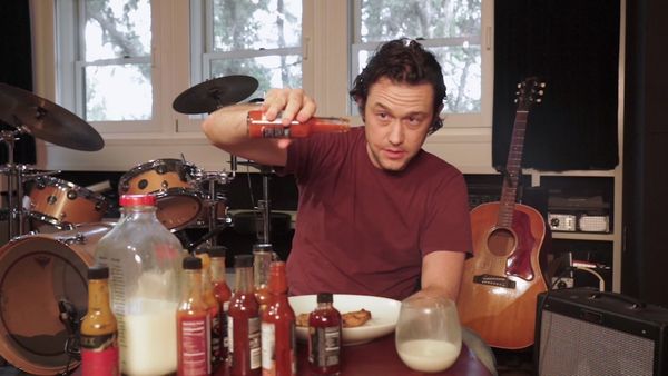 Hot Ones - Joseph Gordon-Levitt Gets Cocky While Eating Spicy Wings