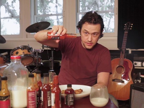 Hot Ones - Joseph Gordon-Levitt Gets Cocky While Eating Spicy Wings