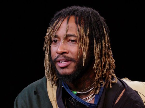 Hot Ones - Thundercat Relives a Hot Sauce Nightmare While Eating Spicy Wings
