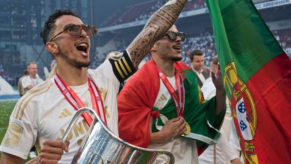 Kvart i Bold: Indersiden - Carlos Zeca: Jeg elsker Ståle