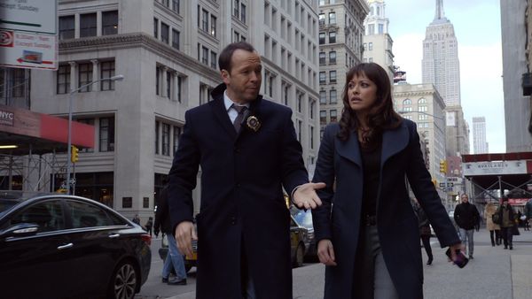 Blue Bloods, en español - Enmiendas