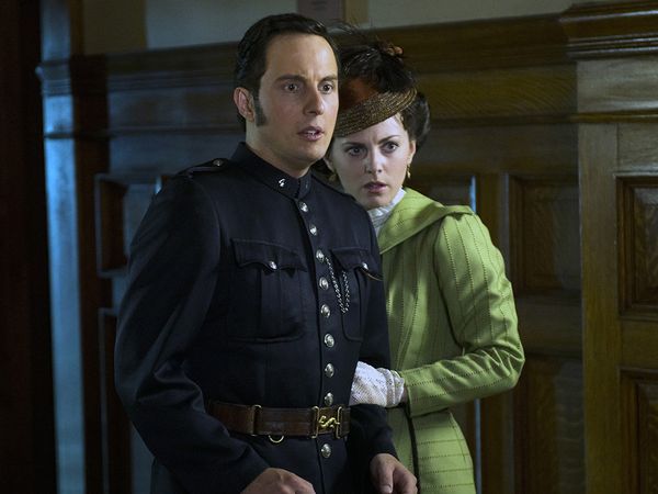 Murdoch Mysteries - The Ghost of Queen's Park