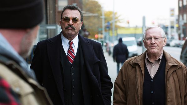 Blue Bloods, en español - Equipaje