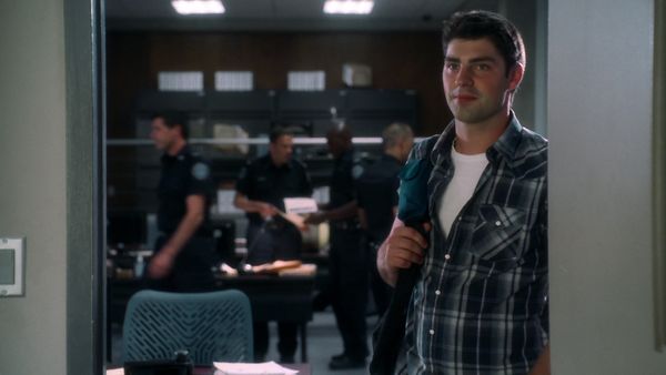 Rookie Blue - Interpretar las señales