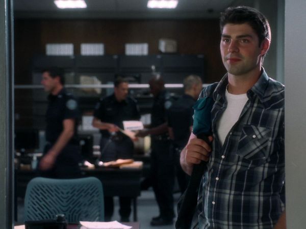Rookie Blue - Interpretar las señales