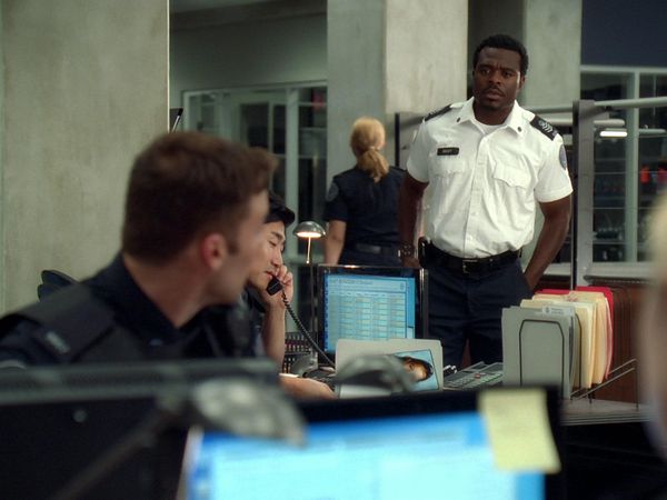 Rookie Blue - Terminó la clase