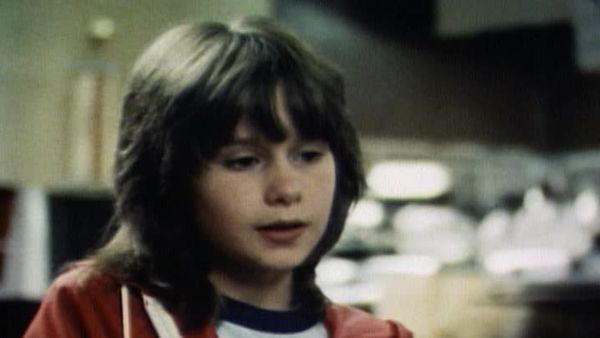 Kids of Degrassi Street - Billy Breaks the Chain