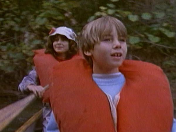 Kids of Degrassi Street - Samantha Gets a Visitor