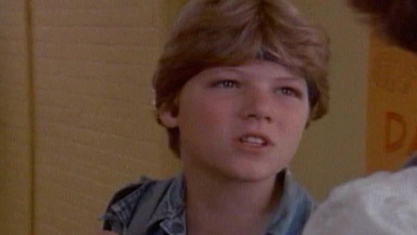 Kids of Degrassi Street - Griff Gets a Hand
