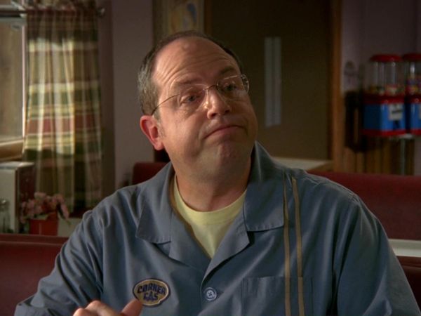 Corner Gas - R2 Bee Too