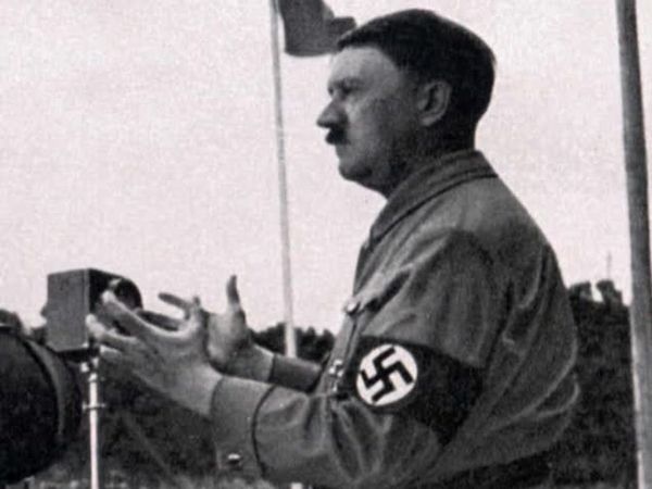 The Rise and Fall of Adolf Hitler - The Rise and Fall of Adolf Hitler: Volume 2 - The Hitler Conspiracies