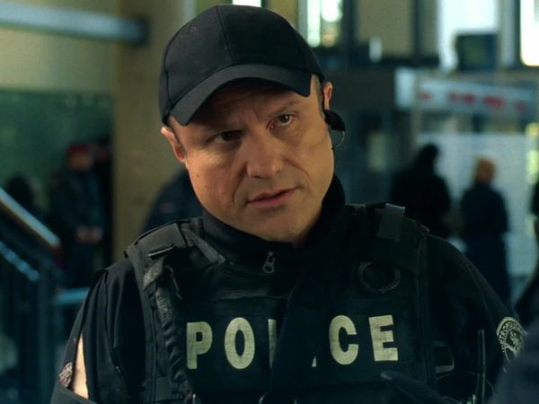Flashpoint - Follow the Leader