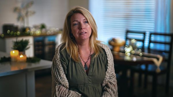 The Christmas Killings: Hosted by Nancy Grace - Friendsgiving Tragedy
