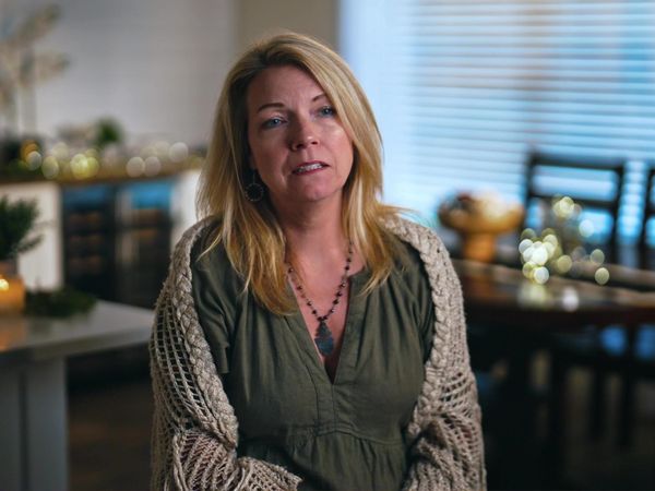 The Christmas Killings: Hosted by Nancy Grace - Friendsgiving Tragedy