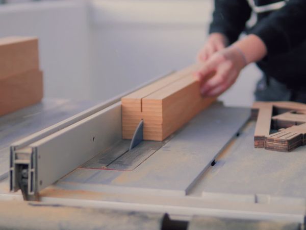 Cristiana Felgueiras: This Old House Makers Channel - Wavy and Finger-Joint Tabletops