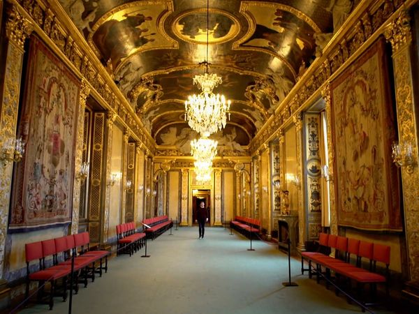 Hogares Increíbles con Dermot Bannon - Suecia