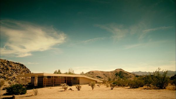 Hogares Increíbles con Dermot Bannon - Los Ángeles