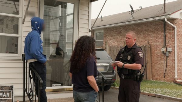 On Patrol: Live - Officer Flagged Down
