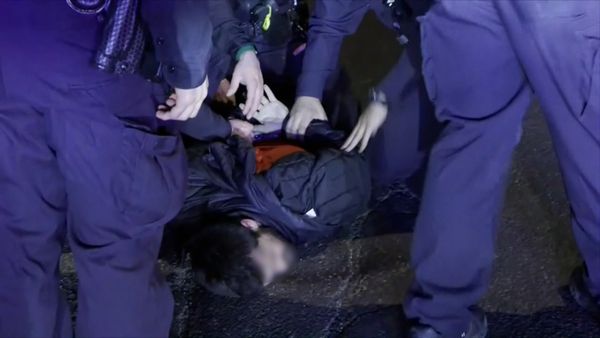 On Patrol: Live - Resisting Arrest