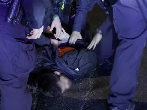 On Patrol: Live - Resisting Arrest