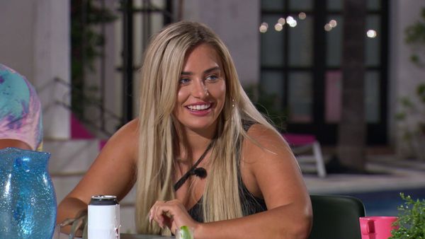 Celebrity Ex on the Beach - Doble problema