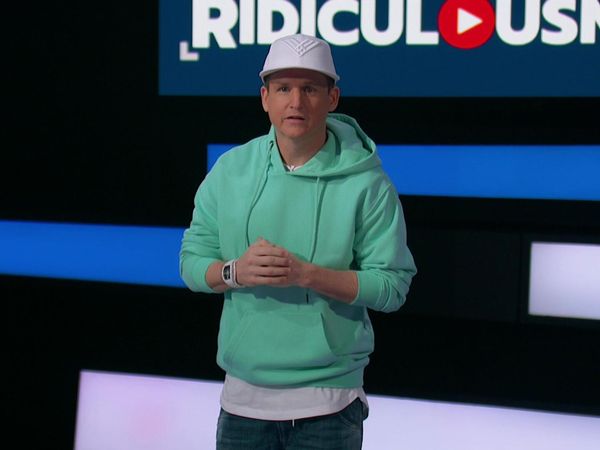 Vergüenza Ajena - Chanel y Sterling CCCXIX