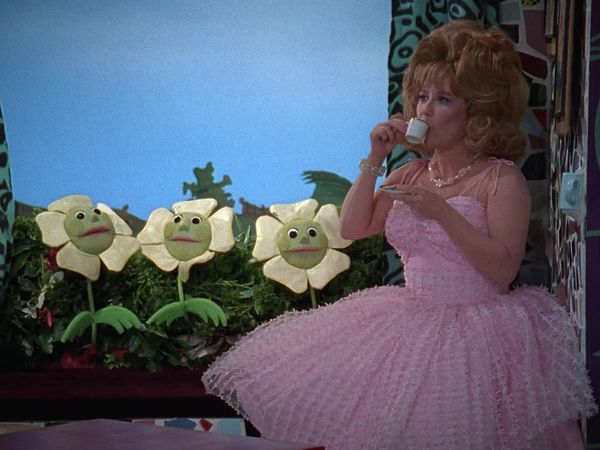 Pee-Wee's Playhouse - Miss Yvonne's Visit